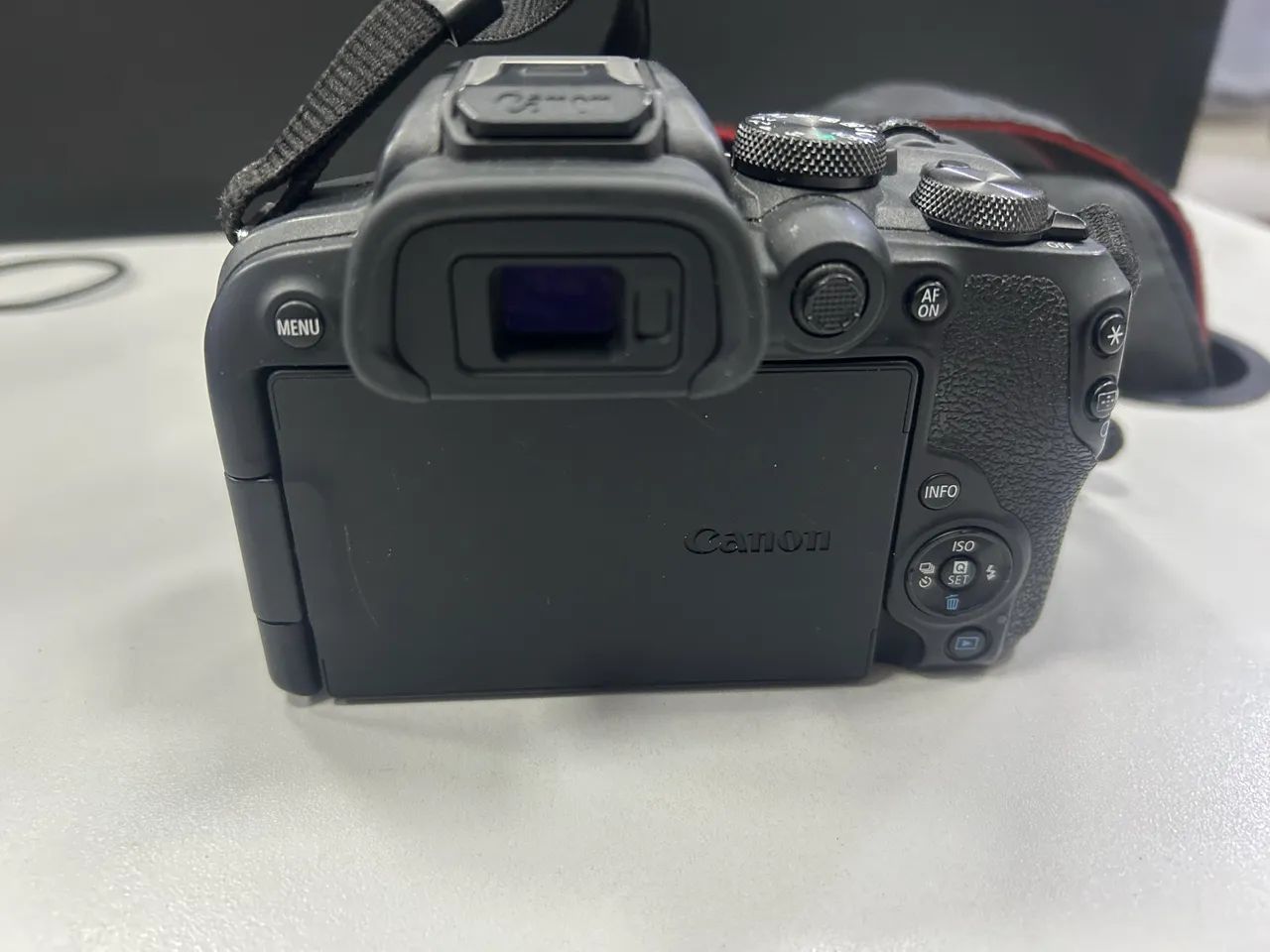Câmera r10