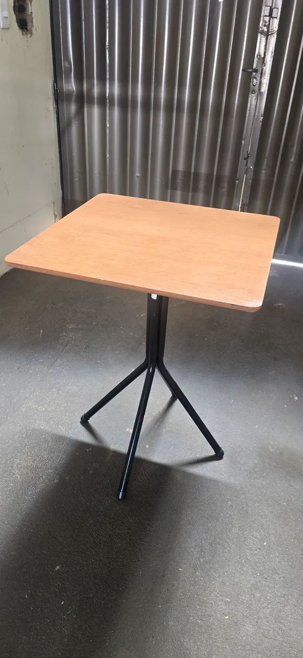 Mesa 60x60