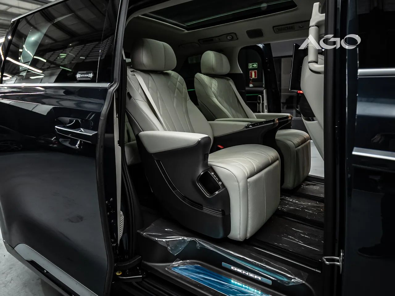 Denza D9 AWD 2027, foto 11 de 20