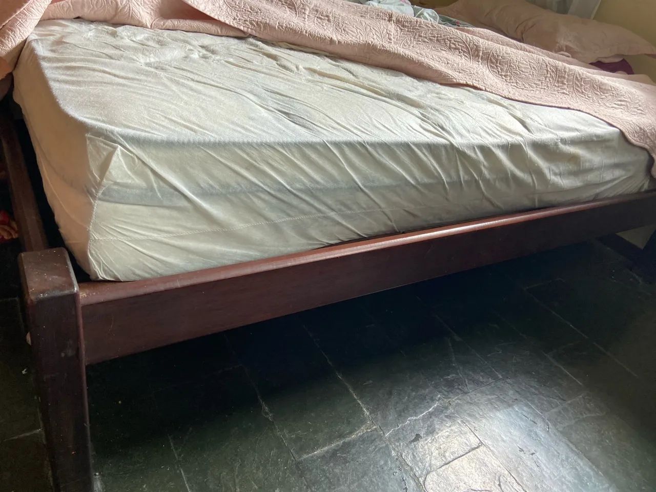 Cama casal 