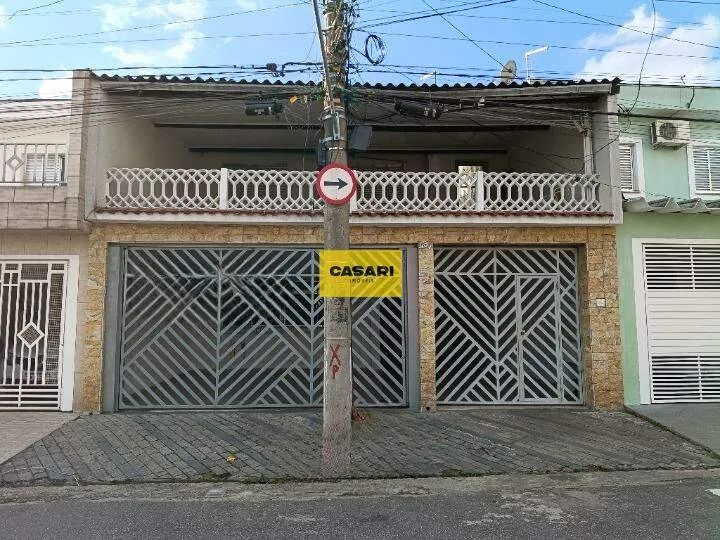 Sobrado com 3 Dormitórios e 2 Vagas para Locação  Santo André