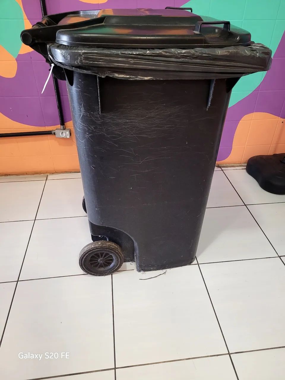 Lixeira Container 240lts - Foto 4