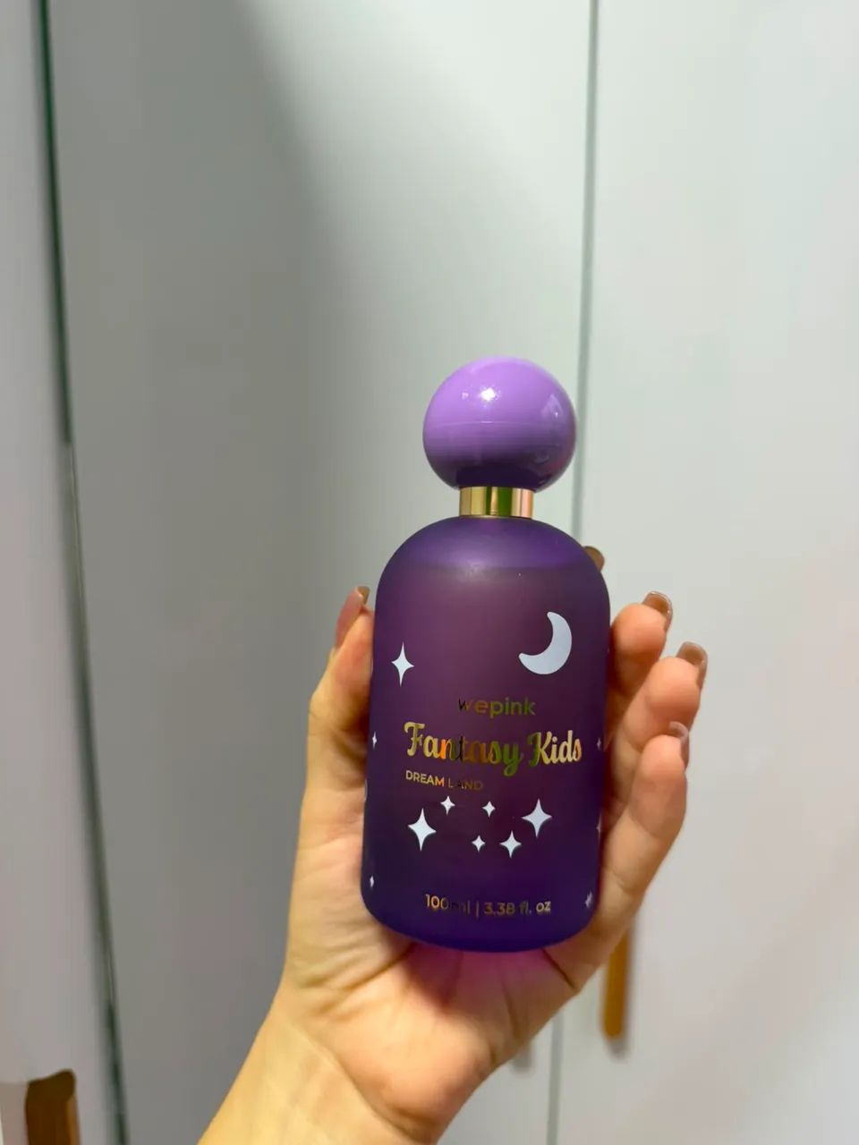 Perfume wipink