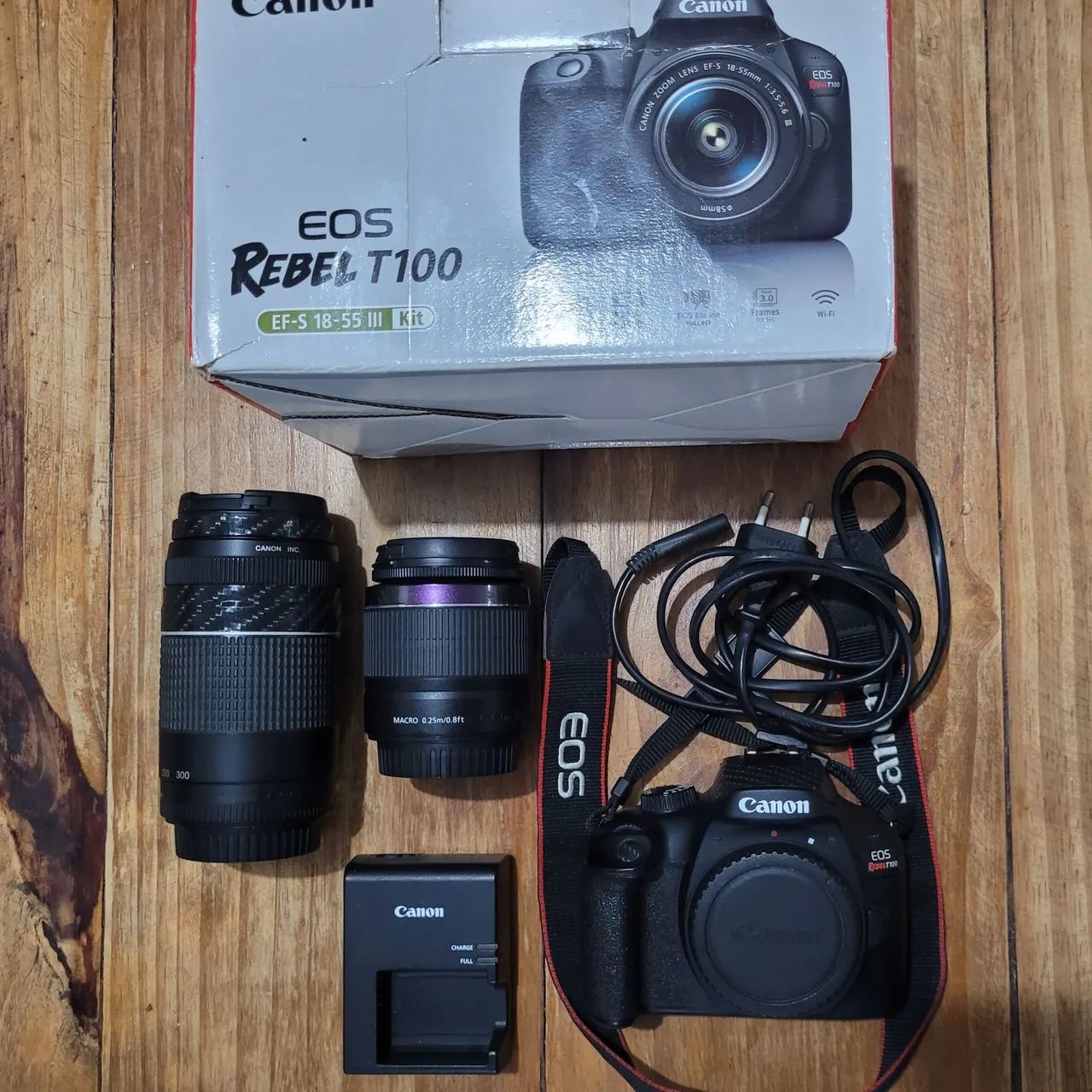 Canon T100