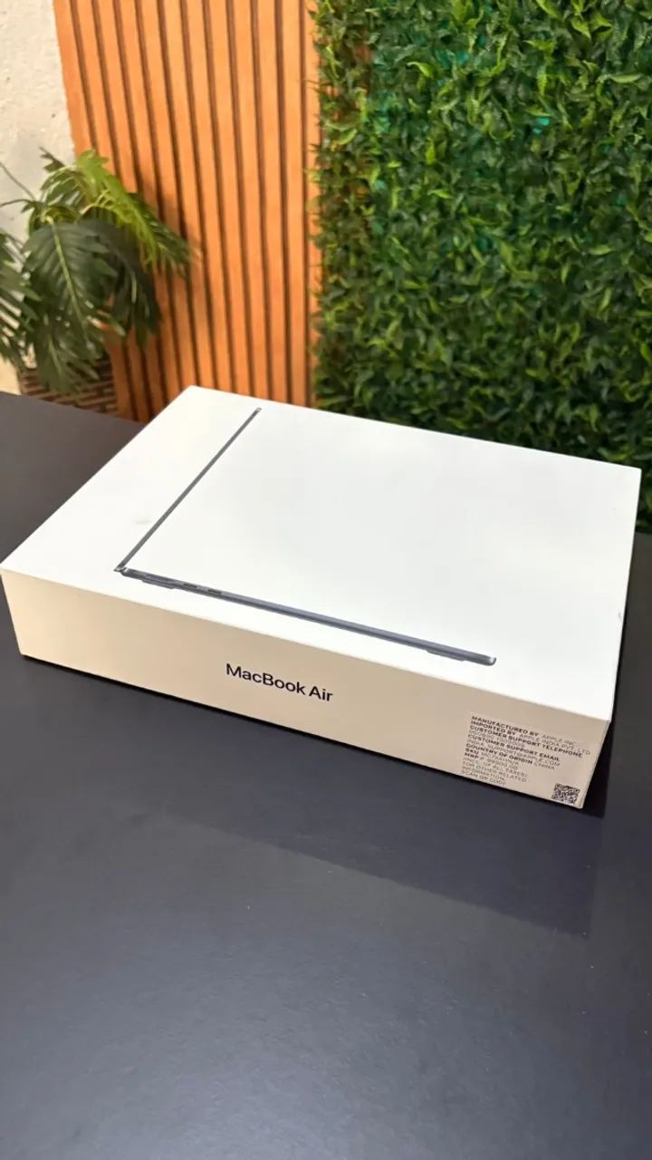 MacBook Air M4 15Pol. 16/256GB - Lacrado