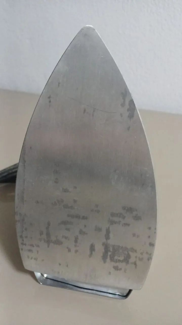Ferro de Passar Black & Decker VFA - Foto 4