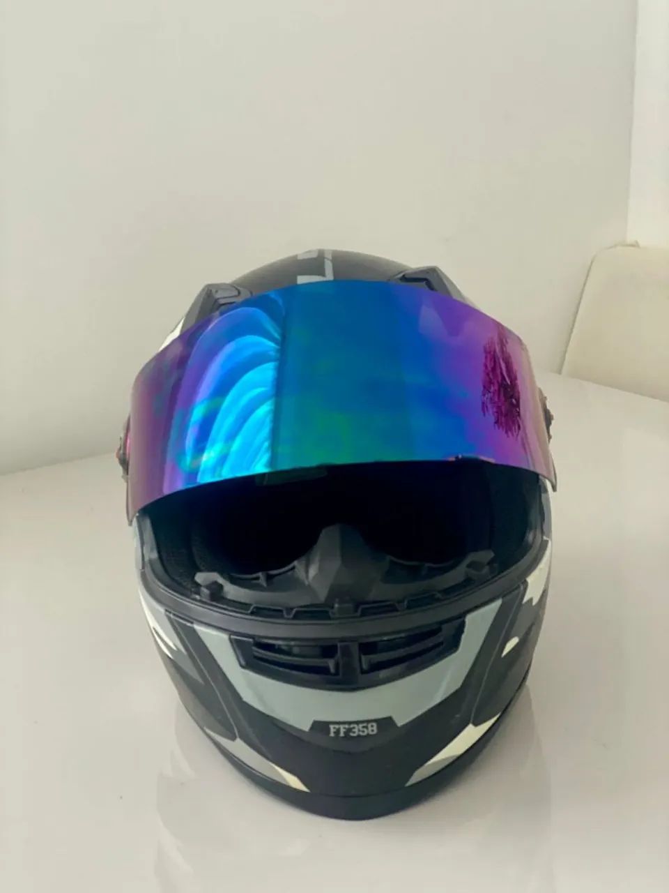 Vendo LS2 VAI COM 2 VISEIRA - Foto 2