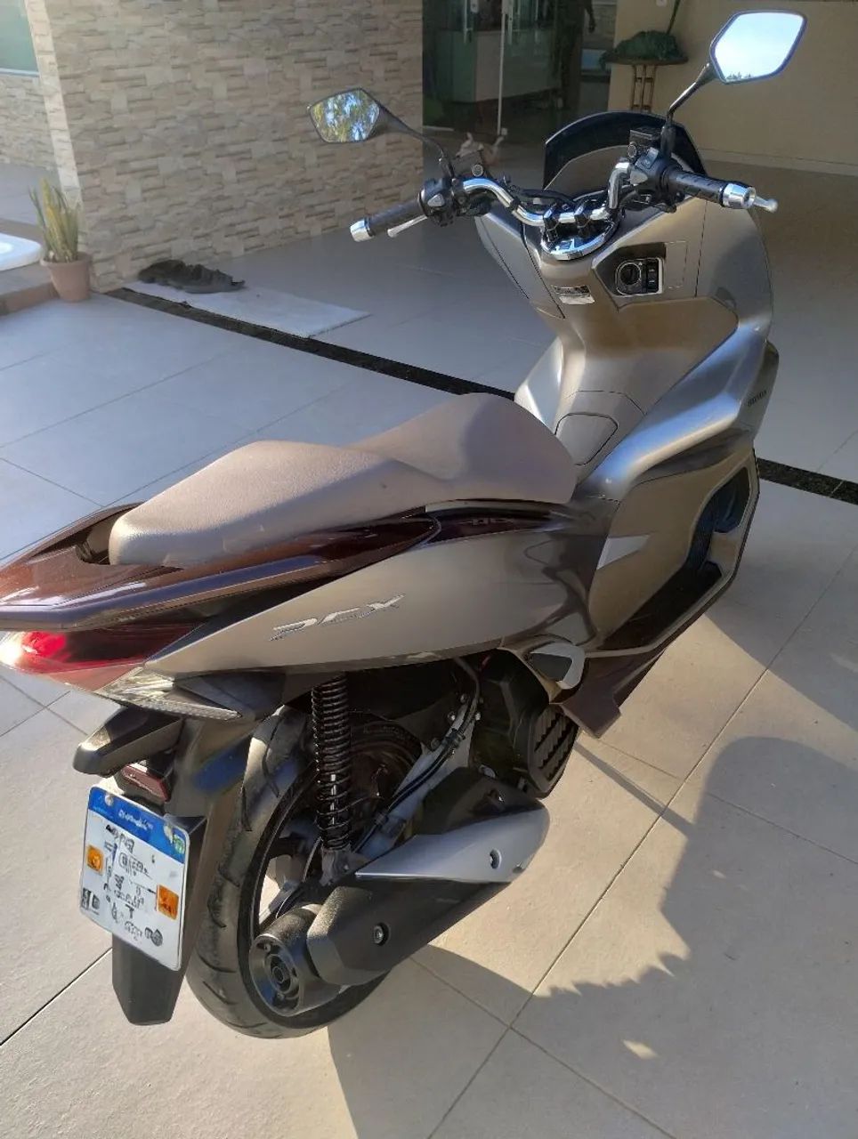 PCX DLX 150 - 2022  - Foto 5