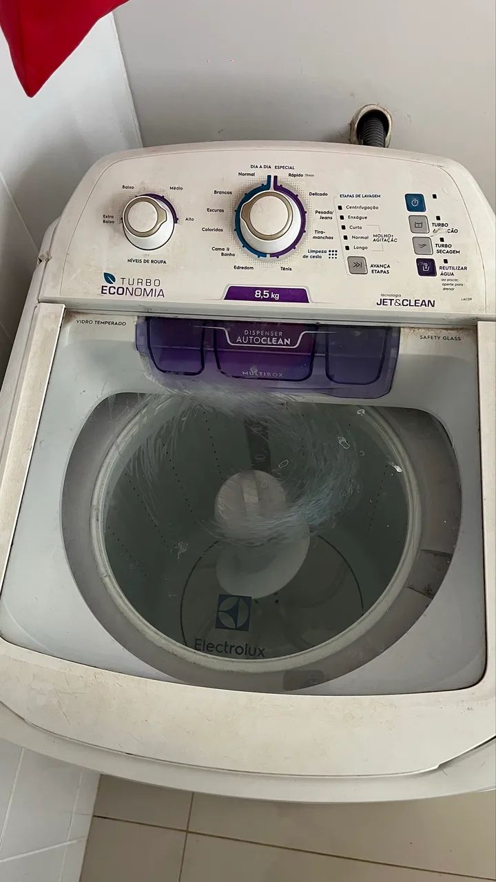 MÁQUINA DE LAVAR 8.5 kg