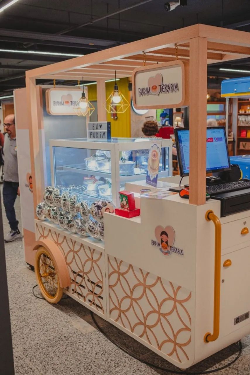 Carrinho de Quiosque / Ponto de Venda com Refrigerador - Completo