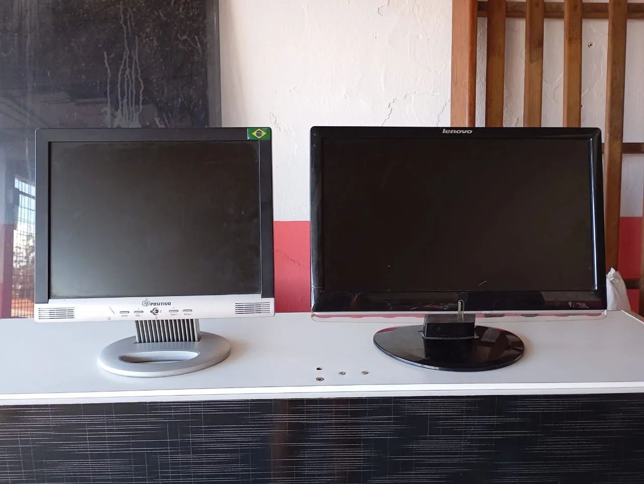 2 monitor para peças 