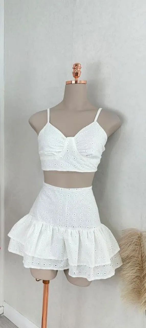 Conjunto e vestido estiloso 
