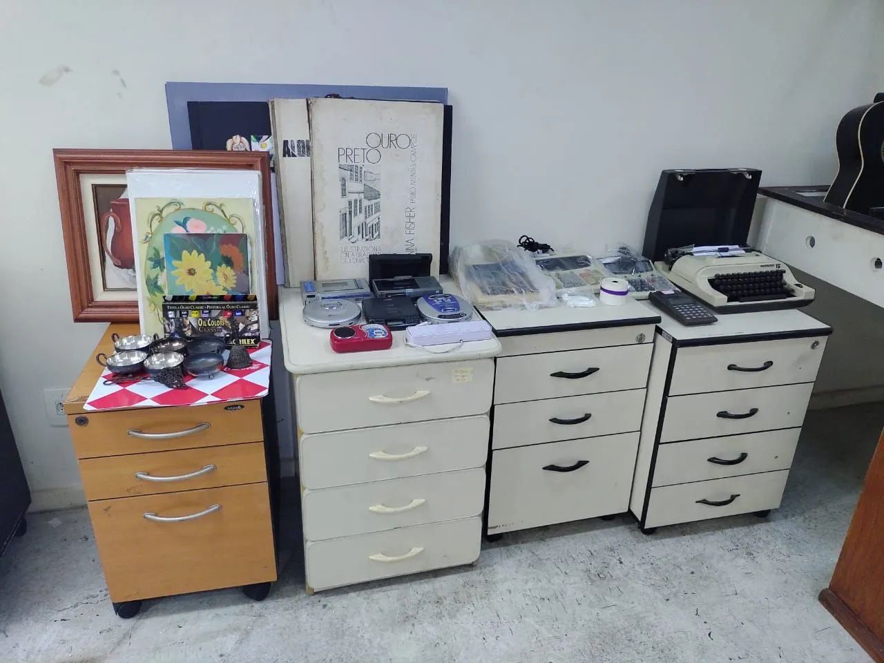 Rack para computador, tipo escrivaninha, em Mdf, original. E outros! - Foto 5