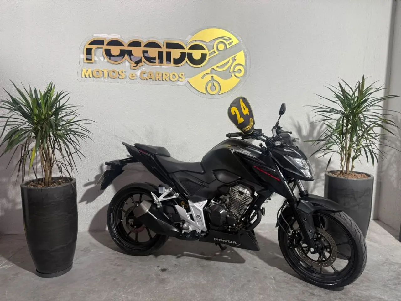CB 300F Twister Flex