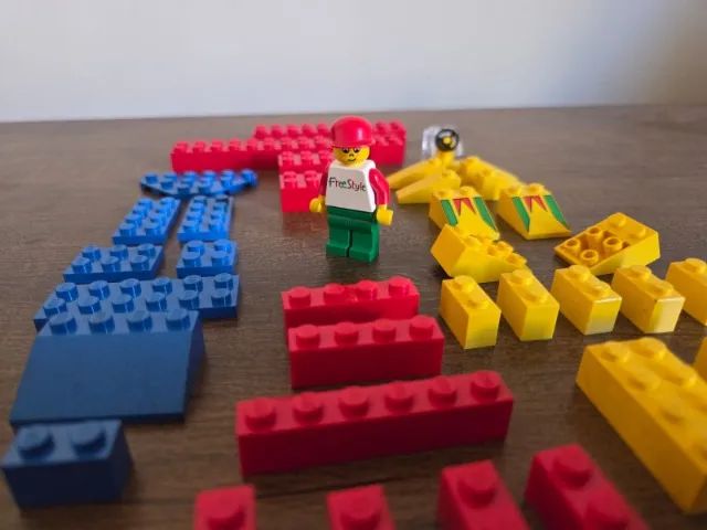 Lego Freestyle 1997 com peças adicionais  - Foto 2