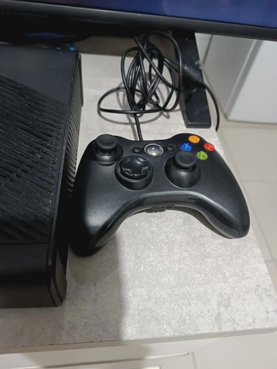 Xbox 360 com 2 controles bloqueado  - Foto 3