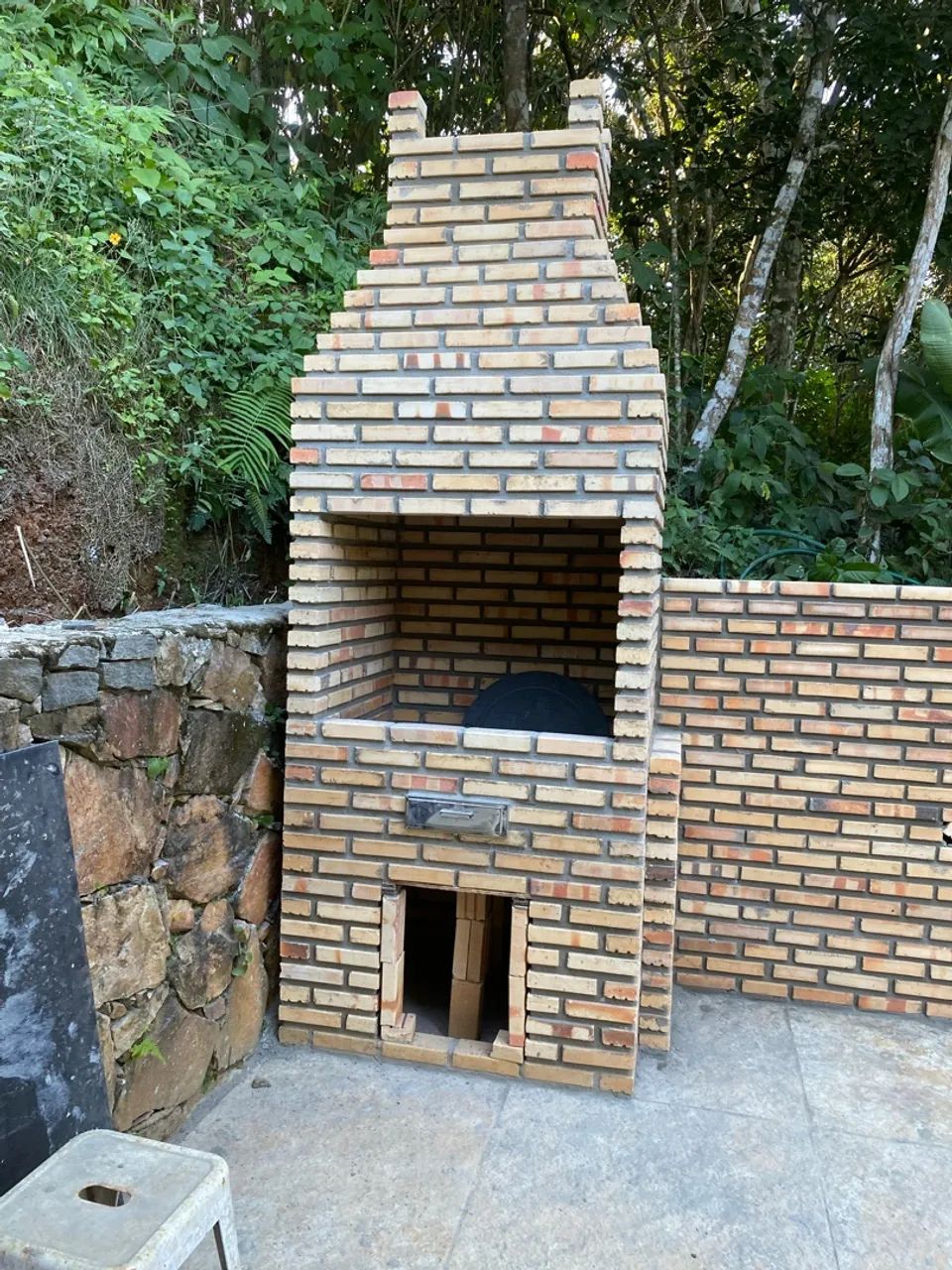Churrasqueira de tijolo refratário 