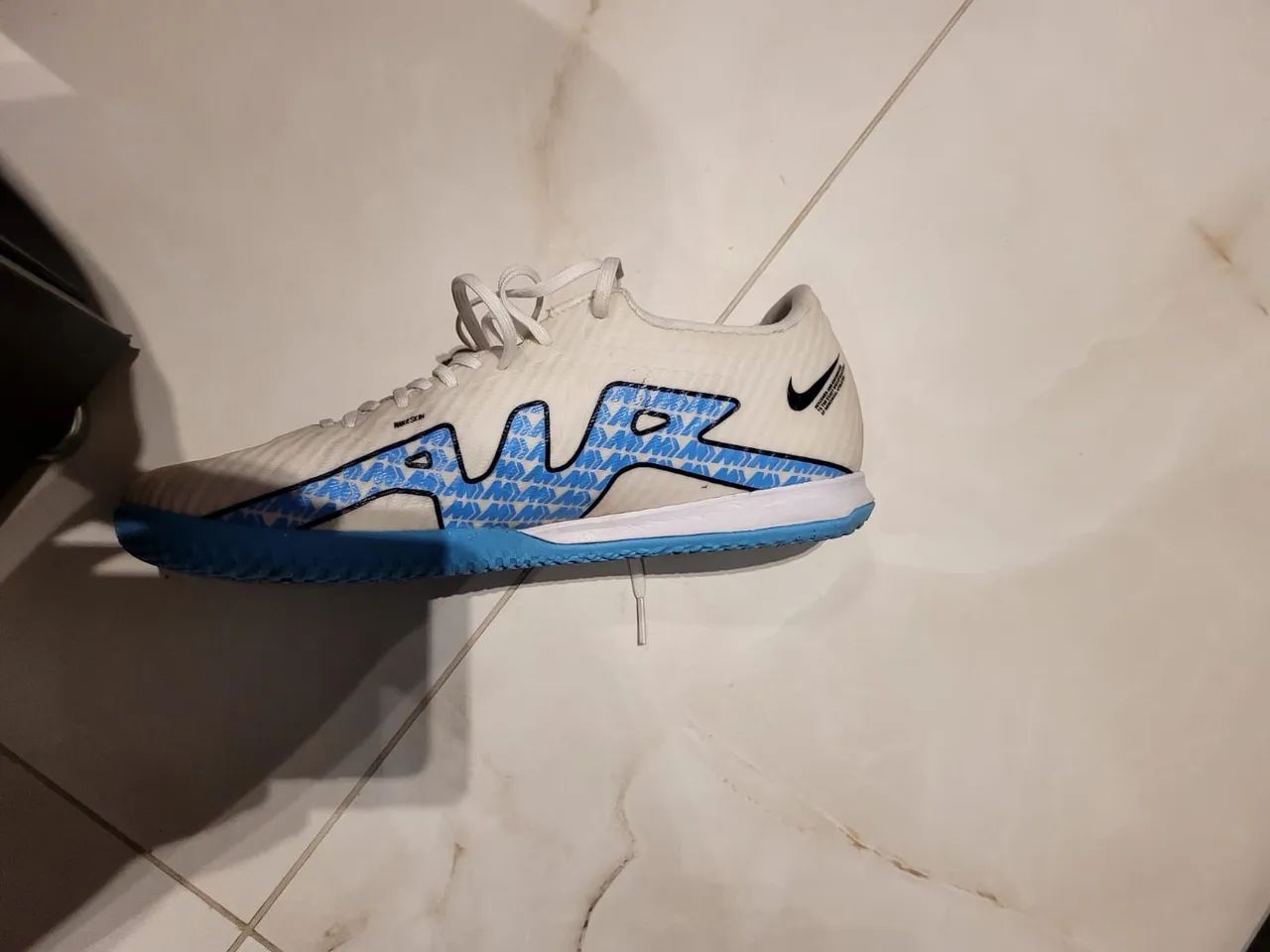 Chuteira de Futsal Nike Mercurial Air Academy n° 39 - Foto 3