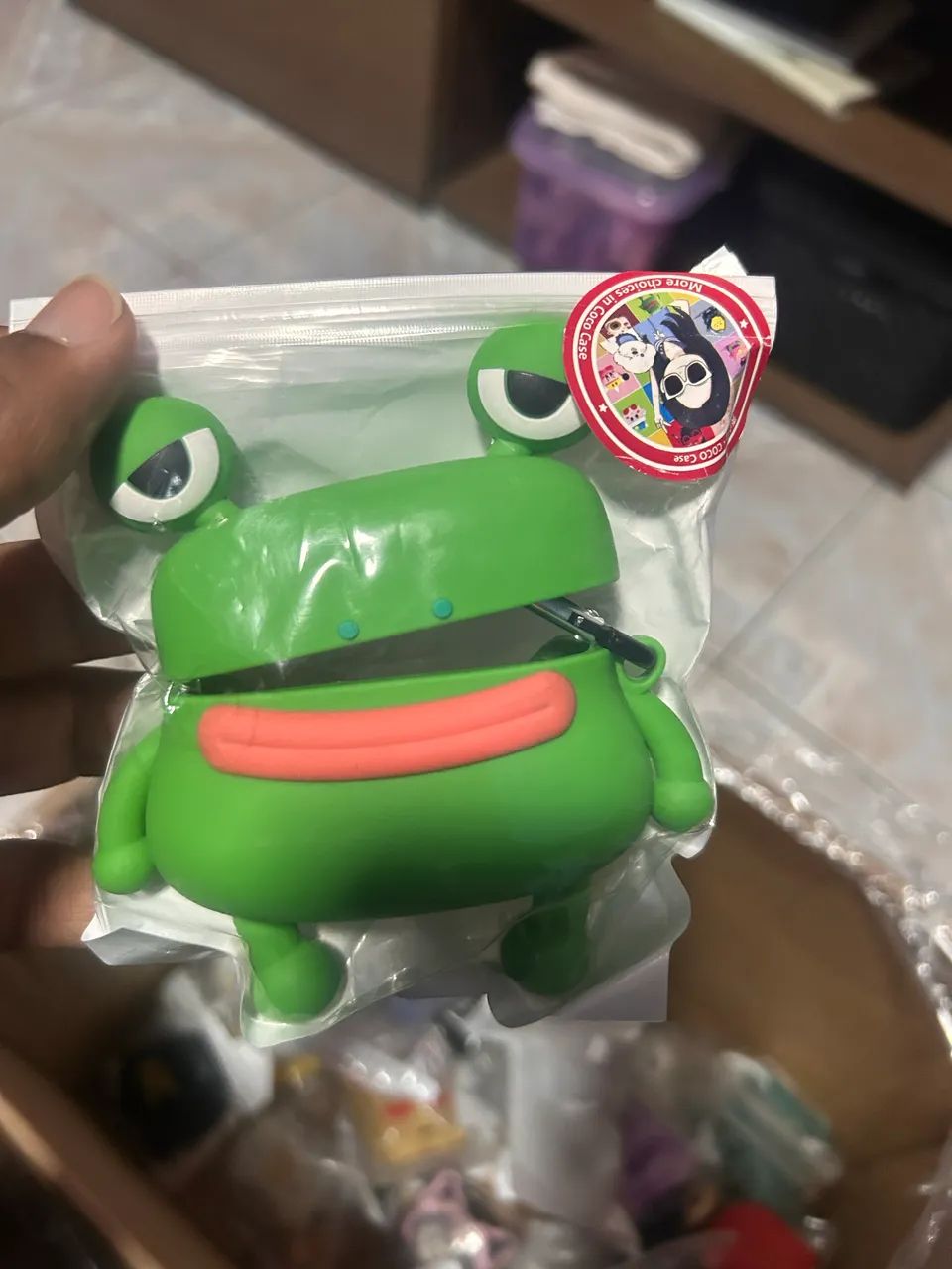 Kit com 3 Protetores para airpods   1 2 3 e Pro  é Outros modelos  - Foto 3