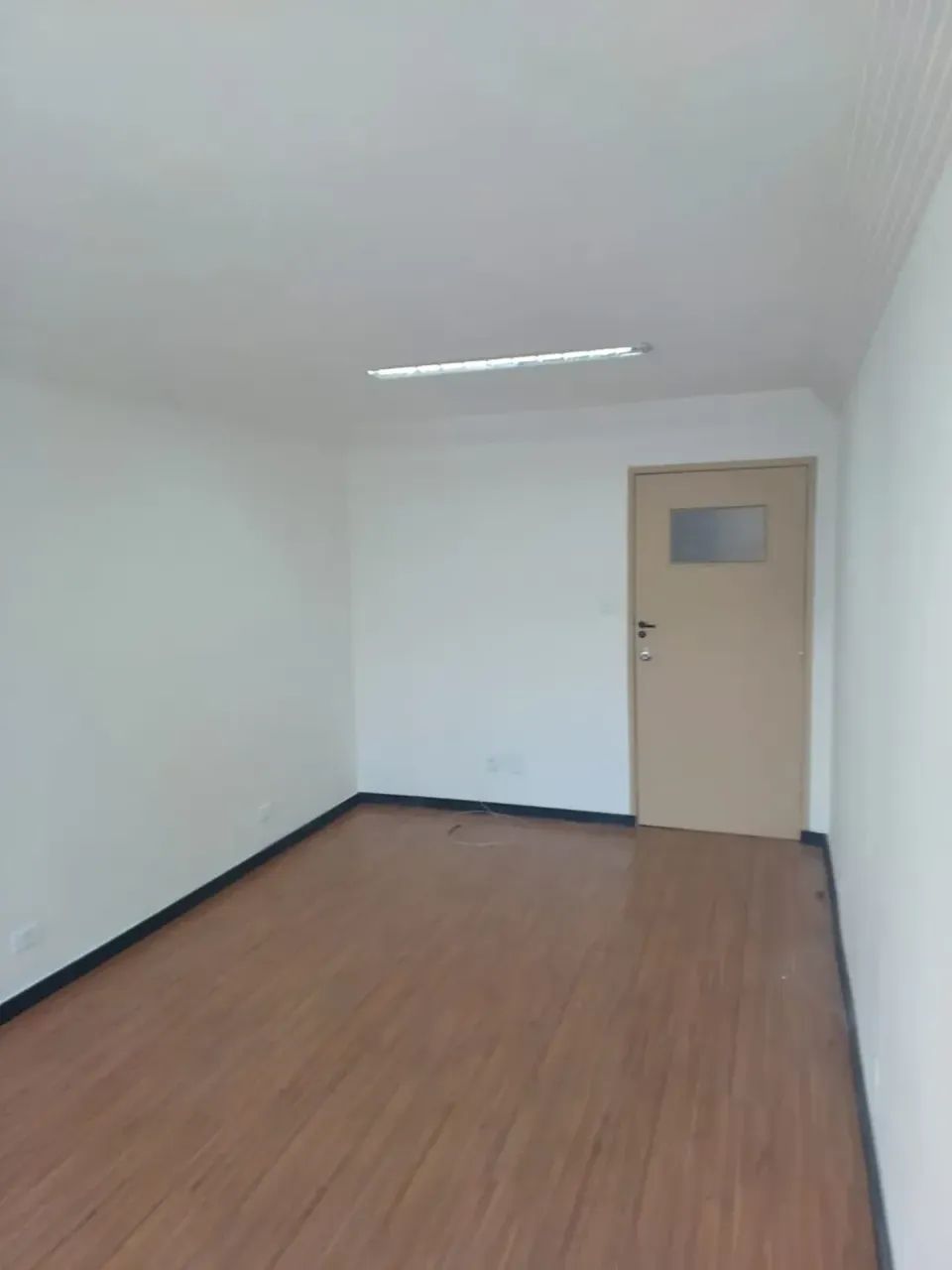 Sala comercial com ar condicionado em andar alto - Foto 5