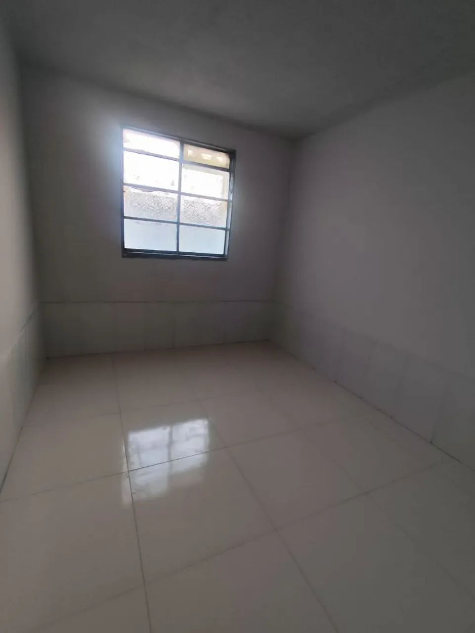 Alugo casa 2 quartos parque Santa Rita - Foto 4