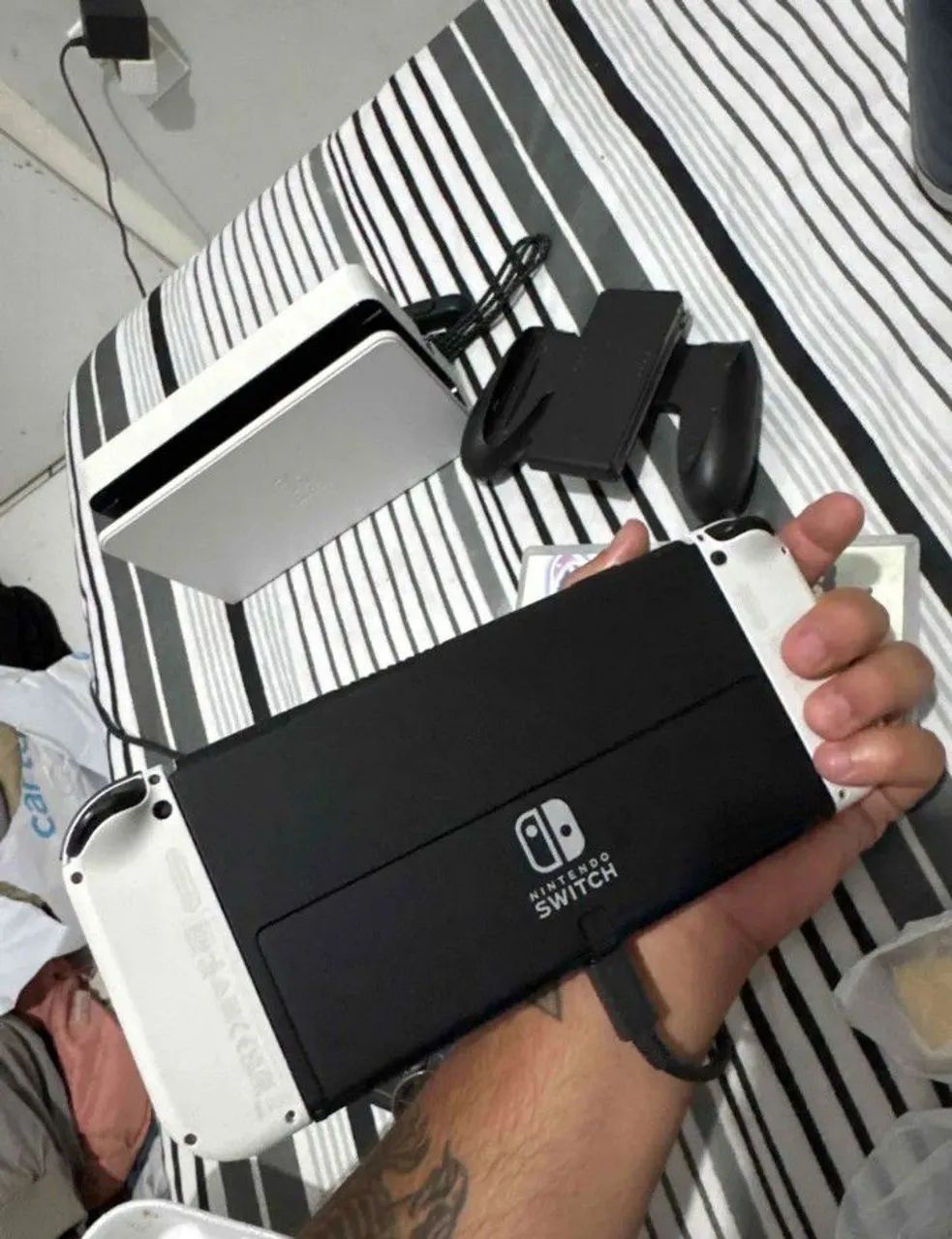 Nintendo Switch OLED Branco Completo - 1800 - Foto 2