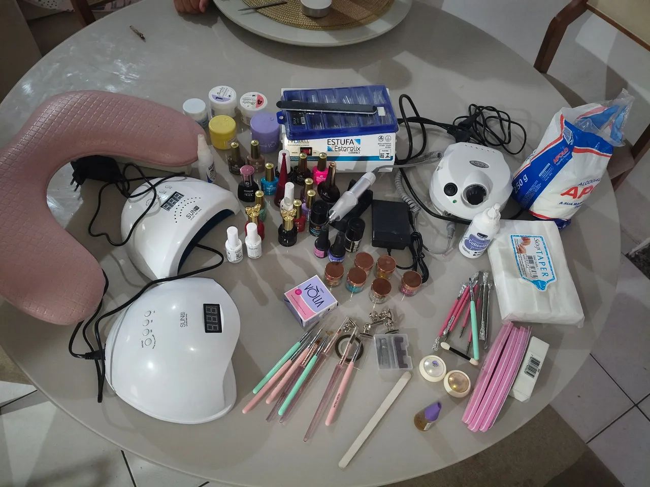 Vendo kit de unha de gel