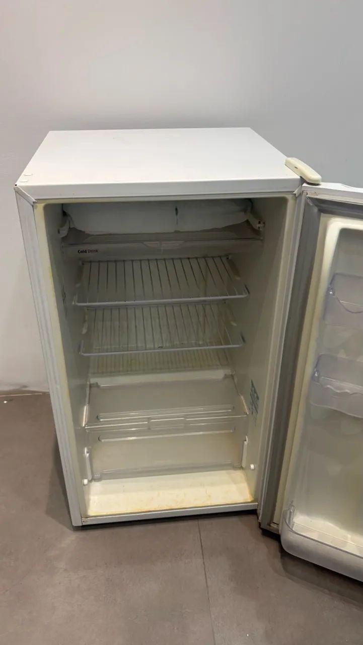 Frigobar Electrolux - Foto 2