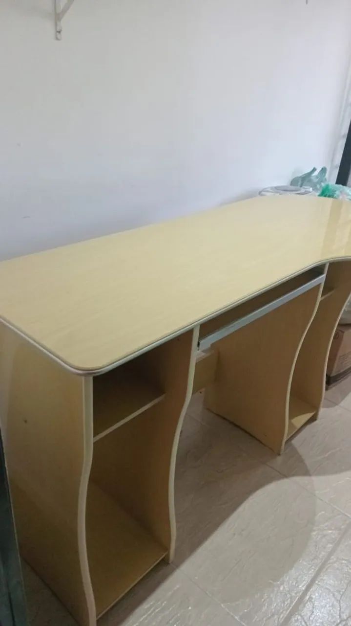 Escrivaninha para quarto cor Marfim. - Foto 2