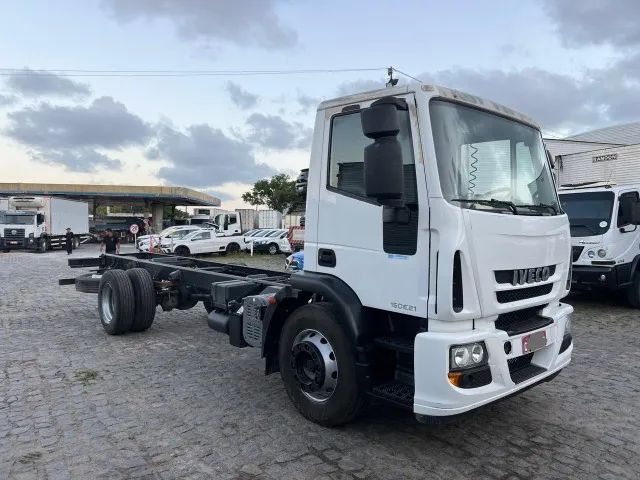 IVECO 150E21 ANO 2020 NO CHASSI - Foto 3