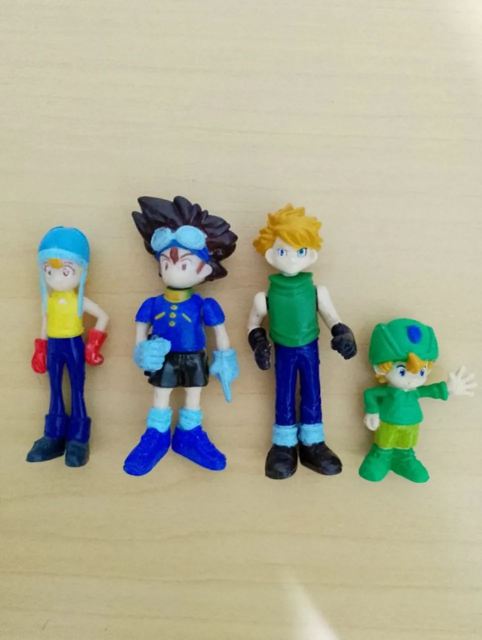 4 digiescolhidos do Digimon bootleg - Matt, Tai, TK e Karin