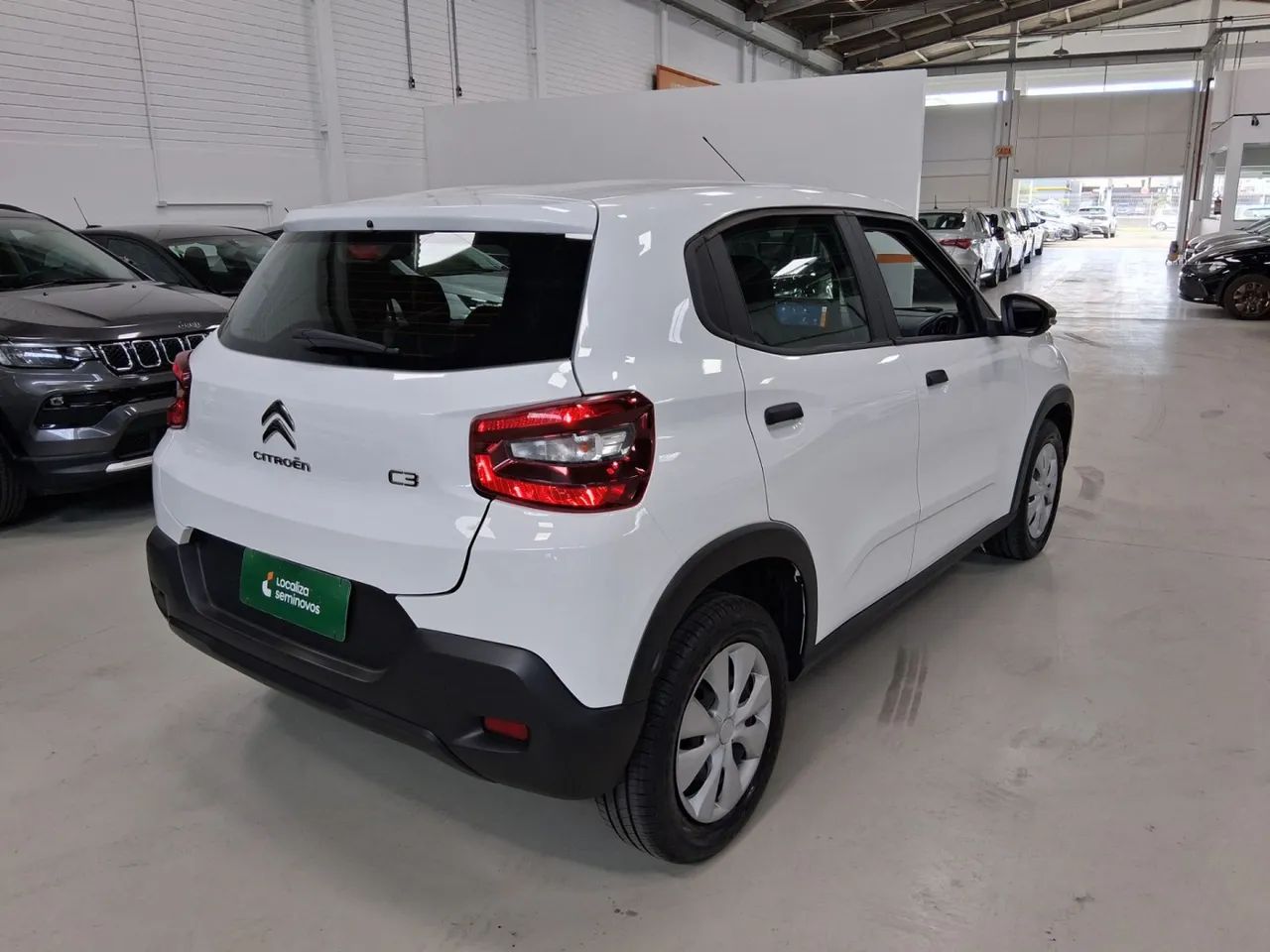 Citroen C3 Live Pack 1.0 Flex 6V 5P Mec. 2025 - Foto 4