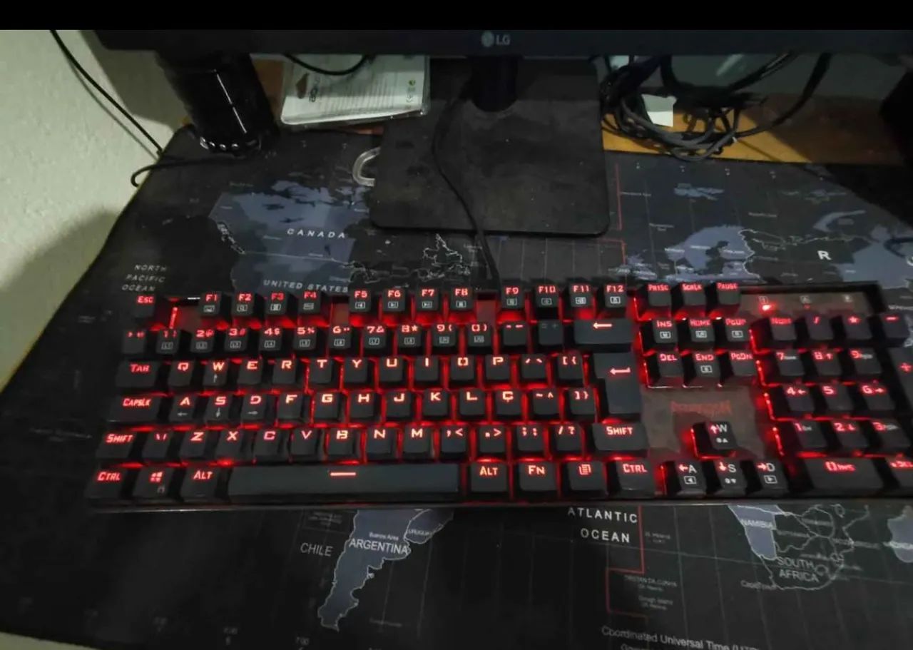 Teclado Gamer Mecânico Redragon 