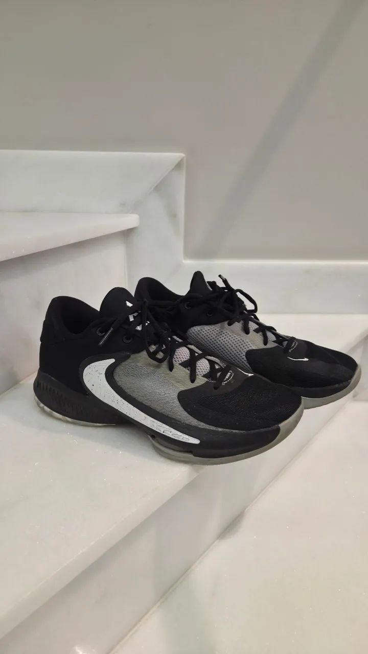 Tenis basquete Nike Zoom Freak 41