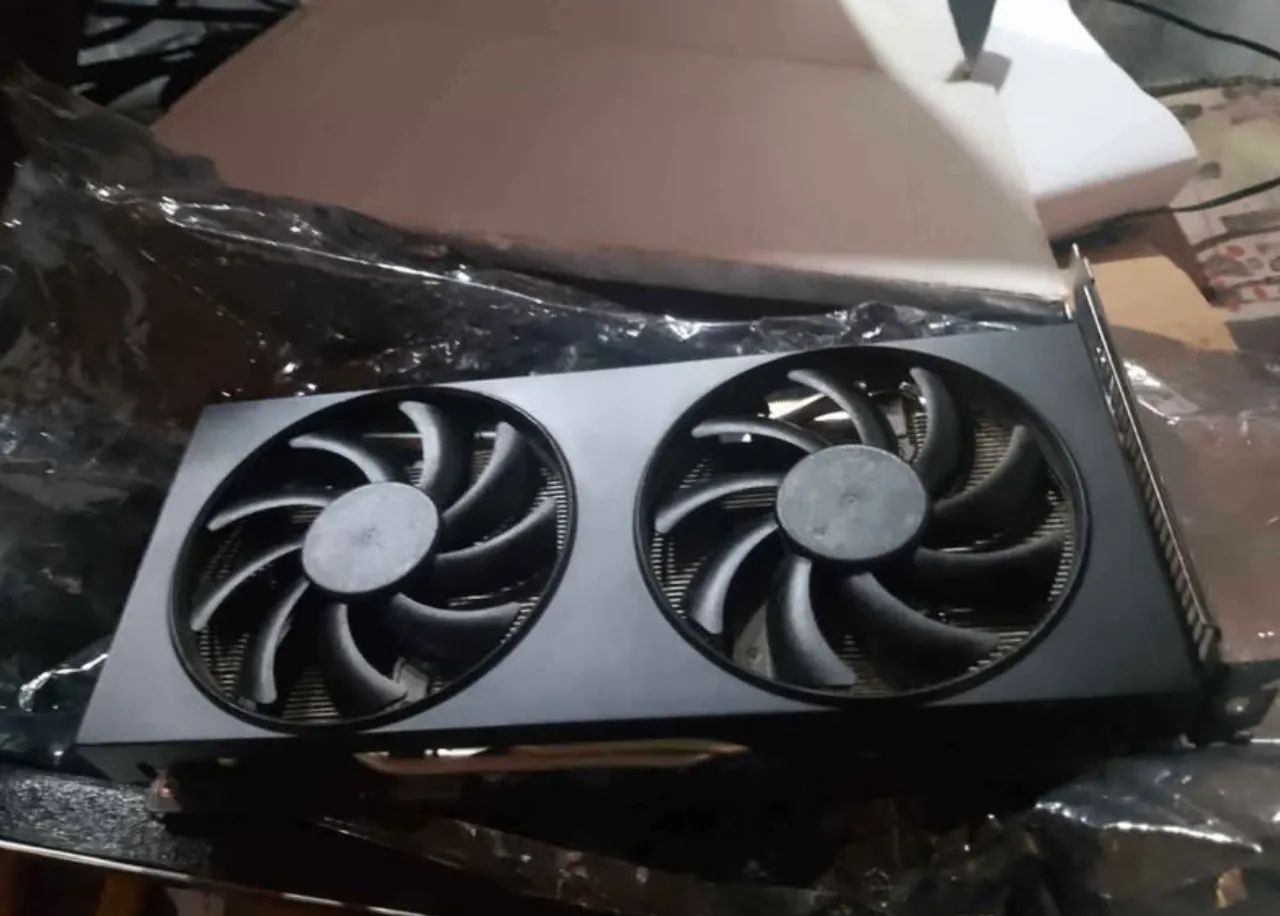 RX 5700 XT 8GB - Foto 4