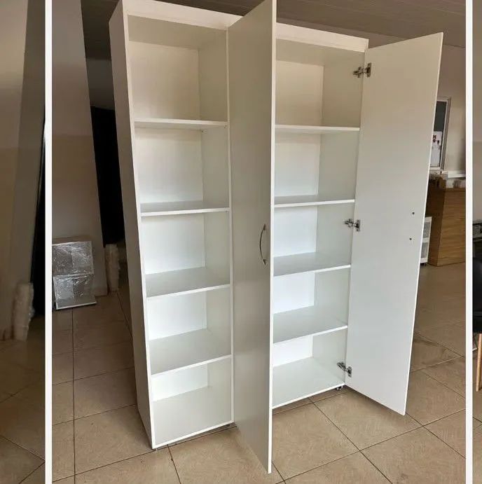 Armário MDF com rodinhas