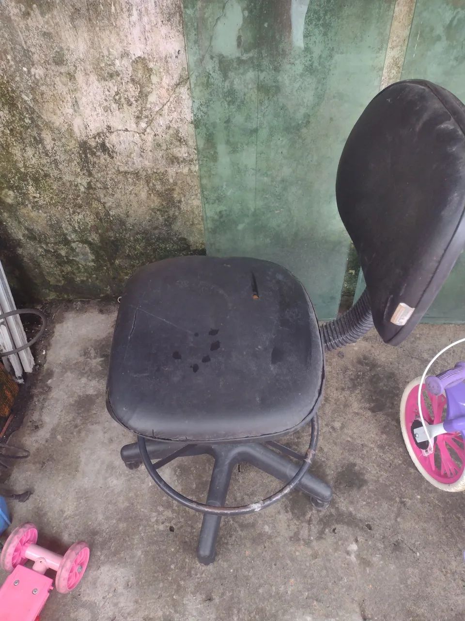 Cadeira de escritório giratória  - Foto 4