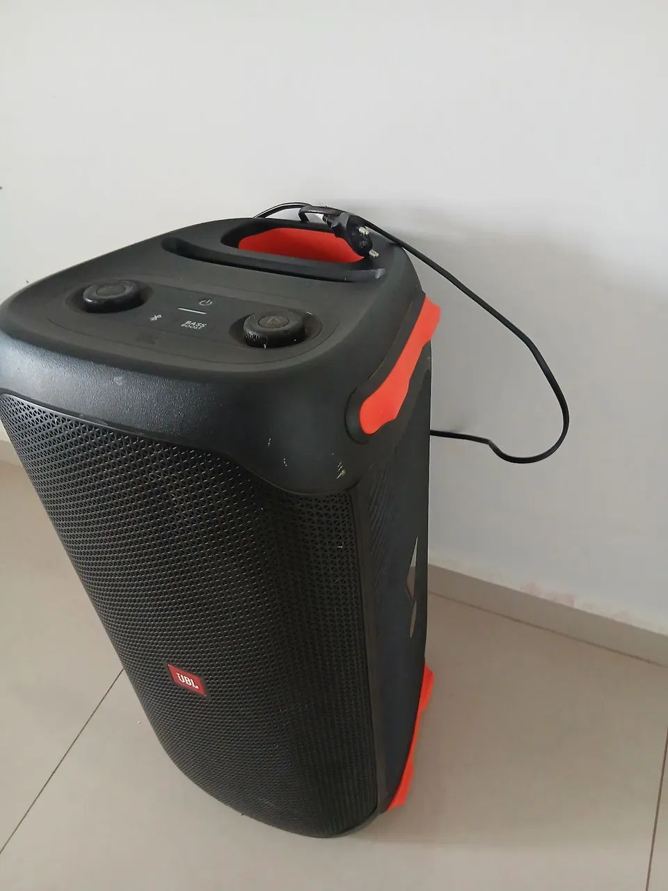 JBL boombox bass boost <br>Perfeito estado funcionando tudo perfeito - Foto 3