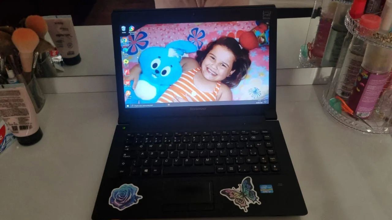 Notebook Lenovo (usado) 