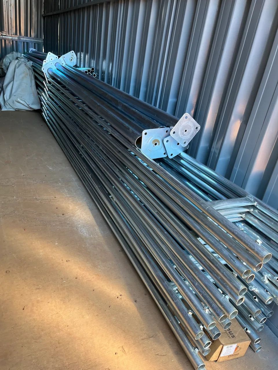 TENDA 6 X 6 M GALVANIZADA PIRAMIDAL  - Foto 3