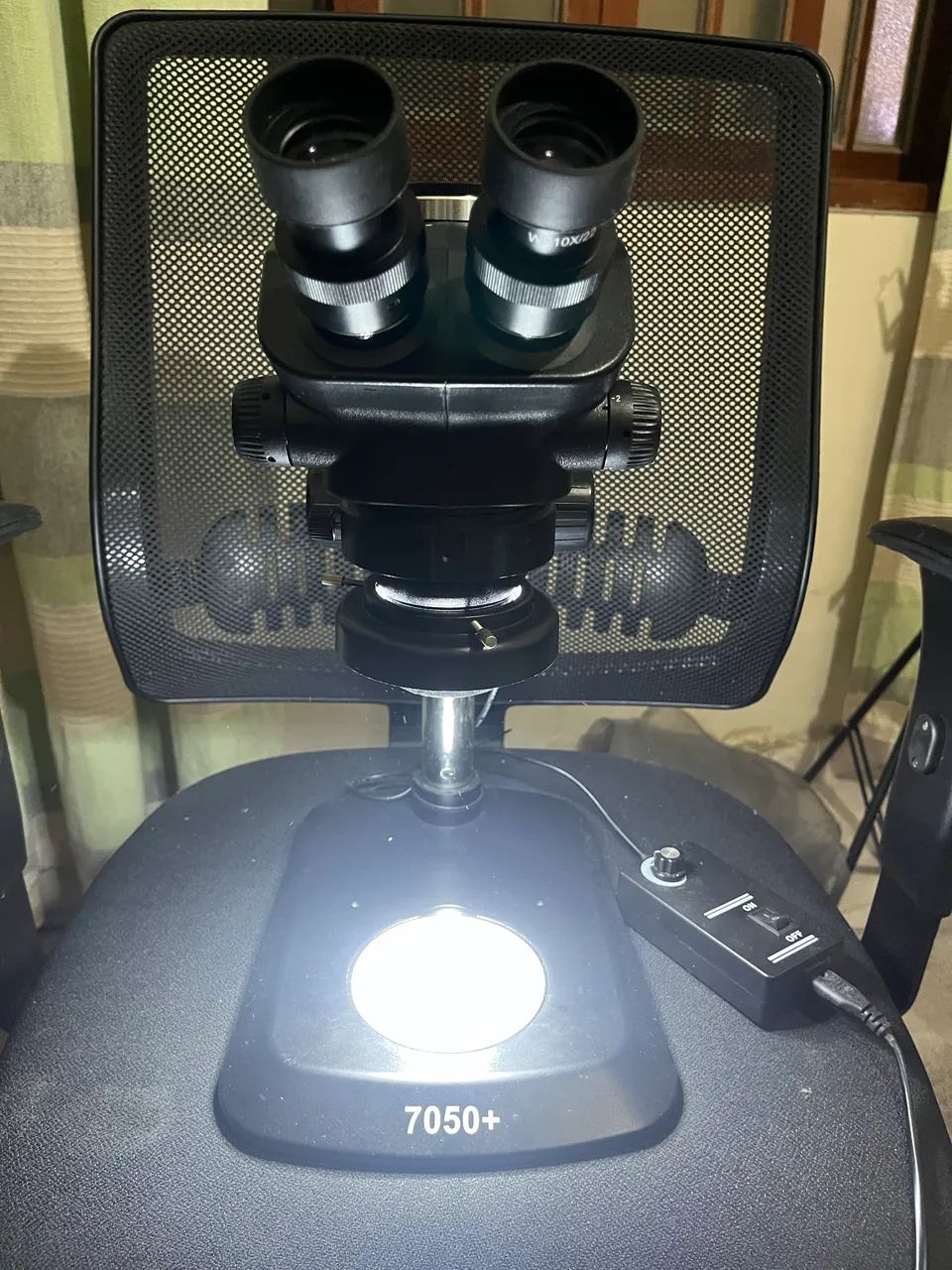 Microscópio Trinocular  - Foto 2