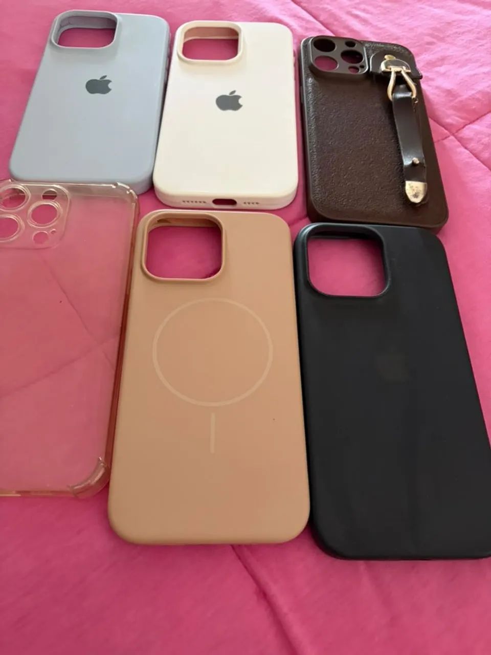 Vendo 6 capinhas iPhone 15 pro max