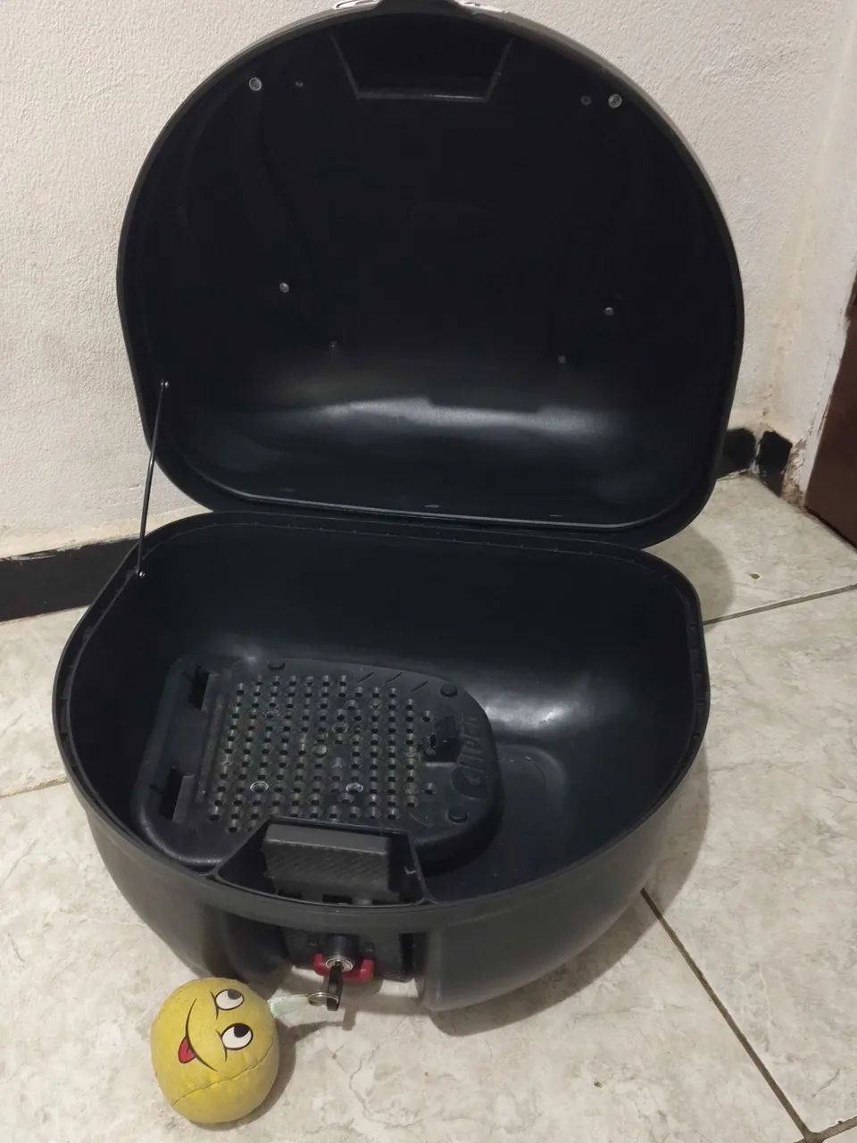 Baú de carga pra moto  - Foto 2