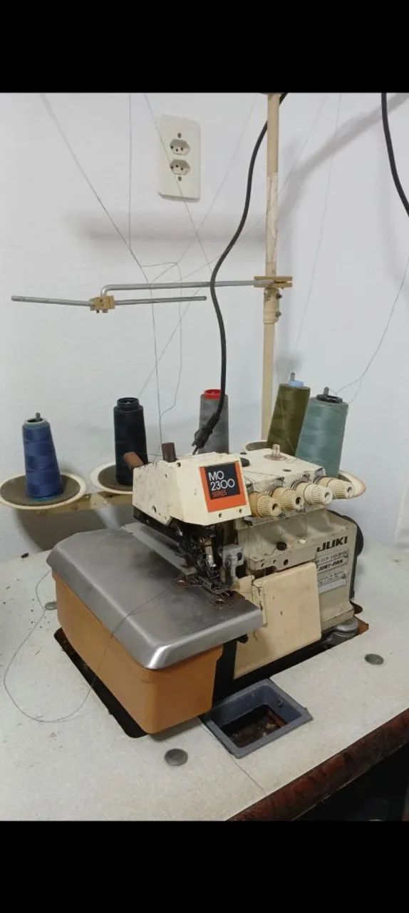 Maquina interloque 