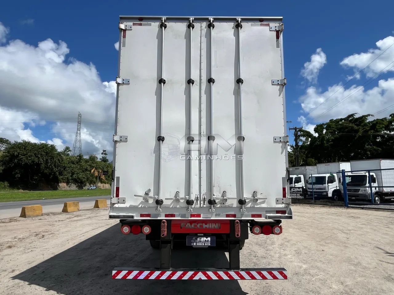 Baú Facchini 2019 30 Paletes Com Pneus - Foto 4