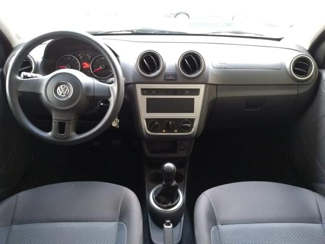Volkswagen 2015/2015 Voyage 1.6 Flex trendline branco completo - Foto 8