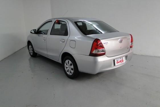 Etios Sedan X 1.5 Flex 16V 4P - Foto 6