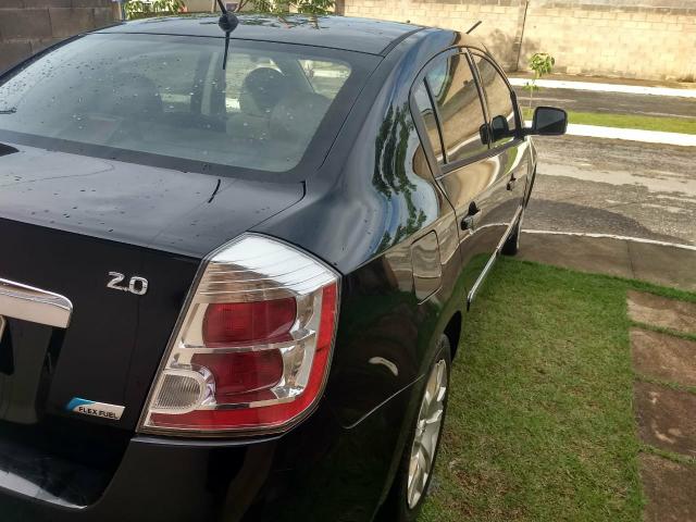 Sentra 2010 - Foto 2