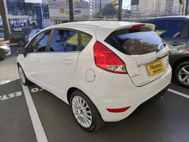 Ford Fiesta 1.6 Titanium Hatch 16v - Foto 4