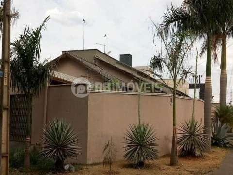 Casa Espetacular no Vereda dos Buritis - Completa em Armários, Acabamento Primoroso